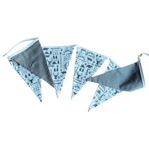 NWOT - Double sided cloth banner with quotes. Brave Courageous Strong Adventure.